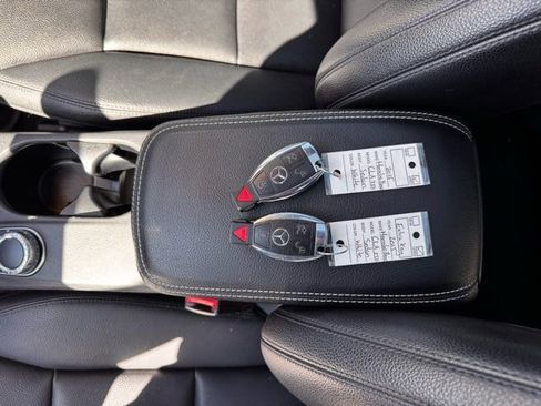 Used 2015 Mercedes-Benz CLA 250 4MATIC image 13