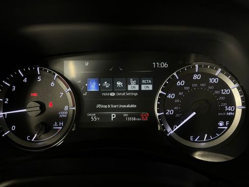 Used 2024 Toyota Highlander XSE image 16