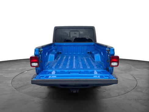 Used 2022 Jeep Gladiator Sport AWD/4WD image 24