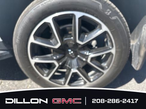 Used 2024 Chevrolet Tahoe RST w/ Luxury Package AWD/4WD image 29