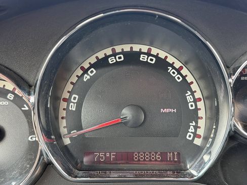 Used 2009 Pontiac G6 GT w/ Sport Package 1 FWD image 13