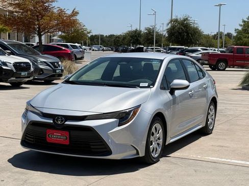 Used 2024 Toyota Corolla LE FWD image 9