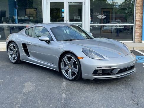 Used 2022 Porsche 718 Cayman GTS RWD image 1