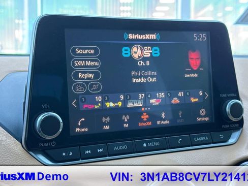 Used 2020 Nissan Sentra SV w/ SV Premium Package image 30