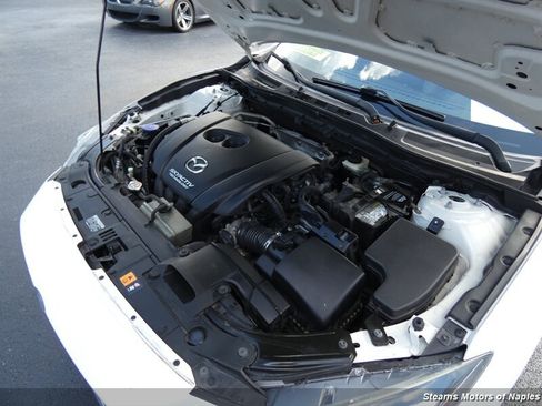 Used 2015 MAZDA MAZDA3 i Sport FWD image 8