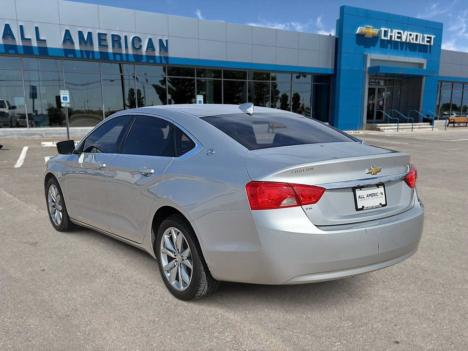 Used 2018 Chevrolet Impala LT FWD image 6