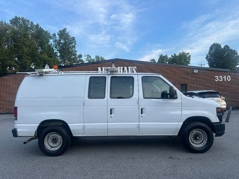 Used 2014 Ford E-250 and Econoline 250 RWD image 8