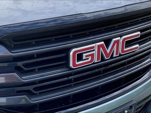 Used 2021 GMC Terrain SLT w/ Infotainment Package II FWD image 26