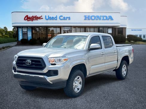 Used 2022 Toyota Tacoma SR AWD/4WD image 1