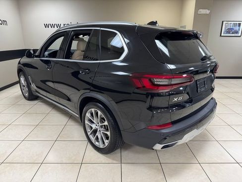 Used 2022 BMW X5 sDrive40i w/ Premium Package RWD image 4