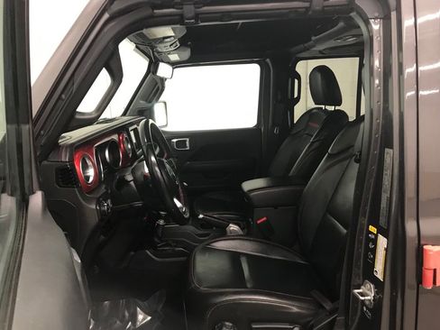 Used 2021 Jeep Gladiator Rubicon image 11