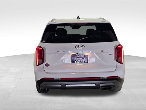 Used 2024 Hyundai Palisade Limited image 22