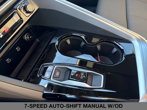 New 2025 Audi Q5 Prestige image 21