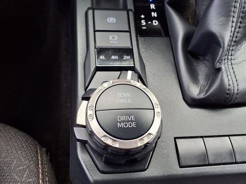 Certified 2025 Toyota 4Runner SR5 image 14