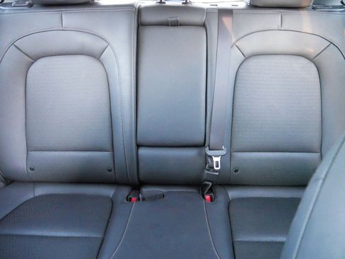 Used 2020 Hyundai Kona Limited image 13