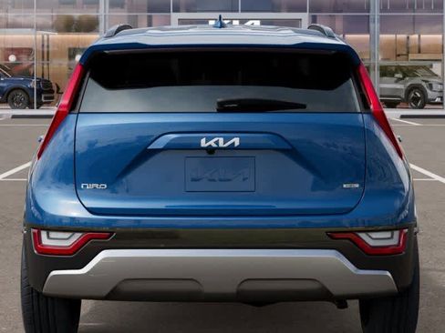 New 2025 Kia Niro SX Touring image 14
