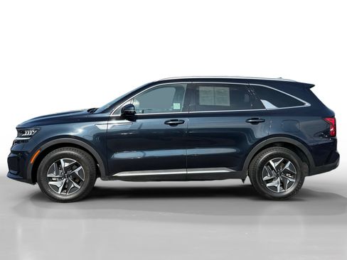 Used 2023 Kia Sorento EX FWD image 2