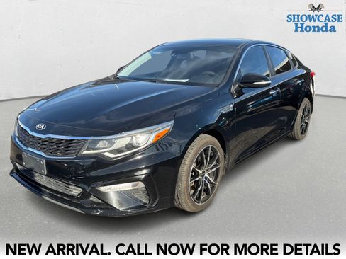 Used 2020 Kia Optima LX image 2