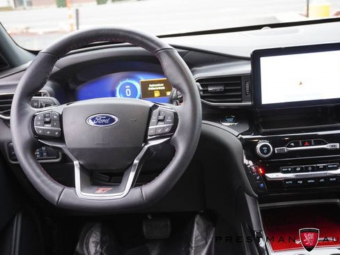 Used 2024 Ford Explorer ST w/ Equipment Group 401A image 2