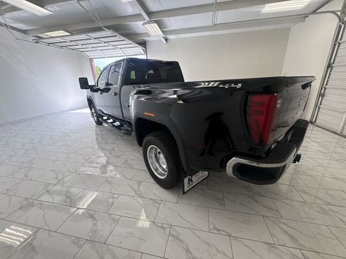 New 2026 GMC Sierra 3500 SLE w/ SLE Value Package image 6