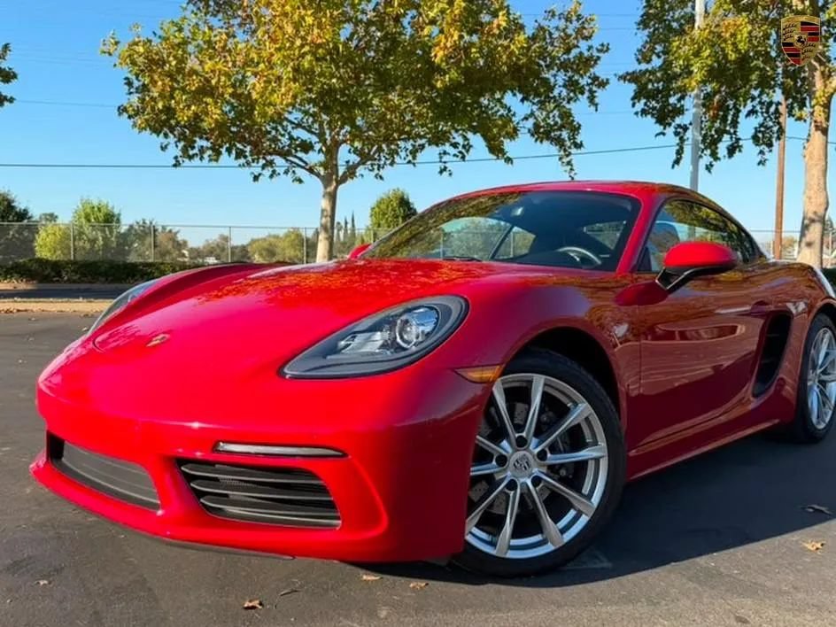 Used 2018 Porsche 718 Cayman RWD image 27