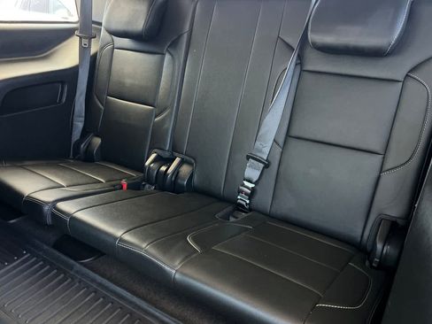 Used 2018 Chevrolet Tahoe LT RWD image 17