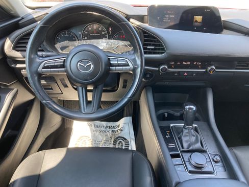 Used 2021 MAZDA MAZDA3 s FWD image 10