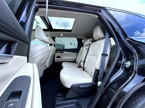 Used 2025 INFINITI QX60 Luxe AWD/4WD image 21
