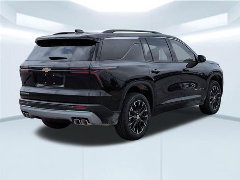 New 2026 Chevrolet Traverse LT w/ Sun and Wheel Package FWD image 6