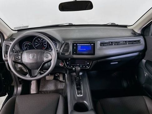 Used 2017 Honda HR-V EX image 17