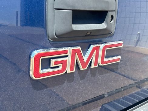 Used 2017 GMC Sierra 1500 SLE w/ SLE Value Package AWD/4WD image 29