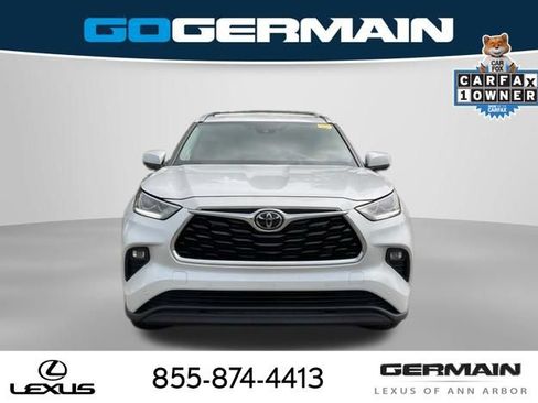 Used 2023 Toyota Highlander Limited AWD/4WD image 11