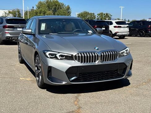 New 2026 BMW 330i Sedan w/ M Sport Package RWD image 5