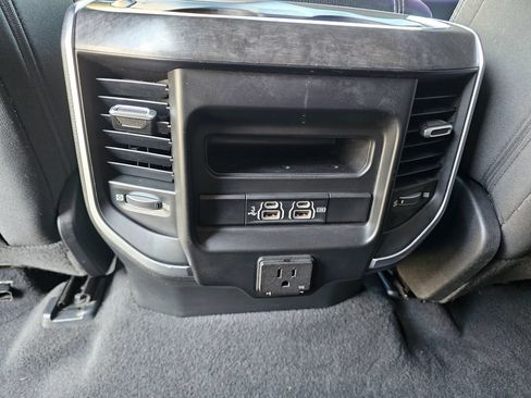 Used 2019 RAM 1500 Big Horn AWD/4WD image 22