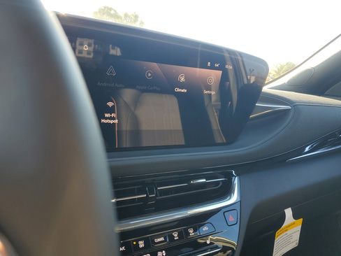 New 2025 Buick Envista Avenir image 25