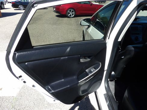 Used 2015 Toyota Prius Persona Series image 11