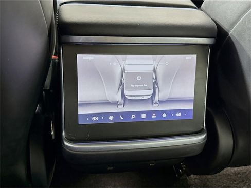 Used 2022 Tesla Model S image 28