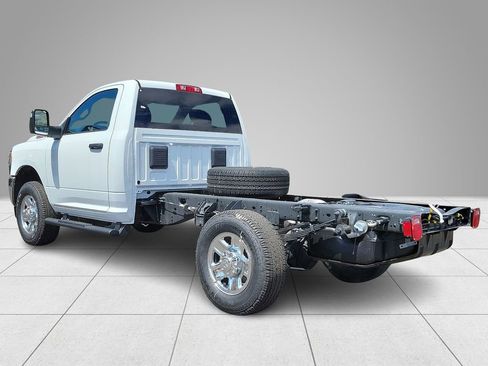 New 2024 RAM 3500 Tradesman w/ Safety Group AWD/4WD image 5