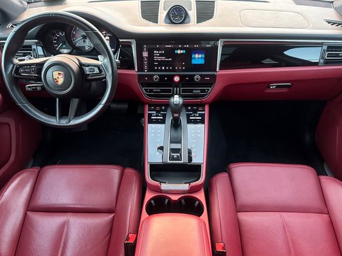Used 2023 Porsche Macan S image 13