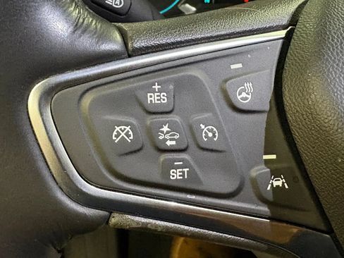 Used 2018 Chevrolet Equinox Premier AWD/4WD image 35