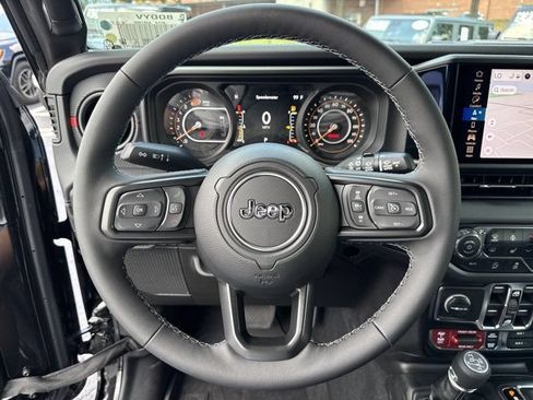 New 2026 Jeep Wrangler Unlimited Rubicon AWD/4WD image 22