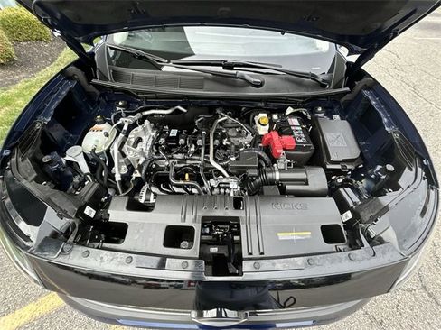 Certified 2025 Nissan Kicks SV image 14