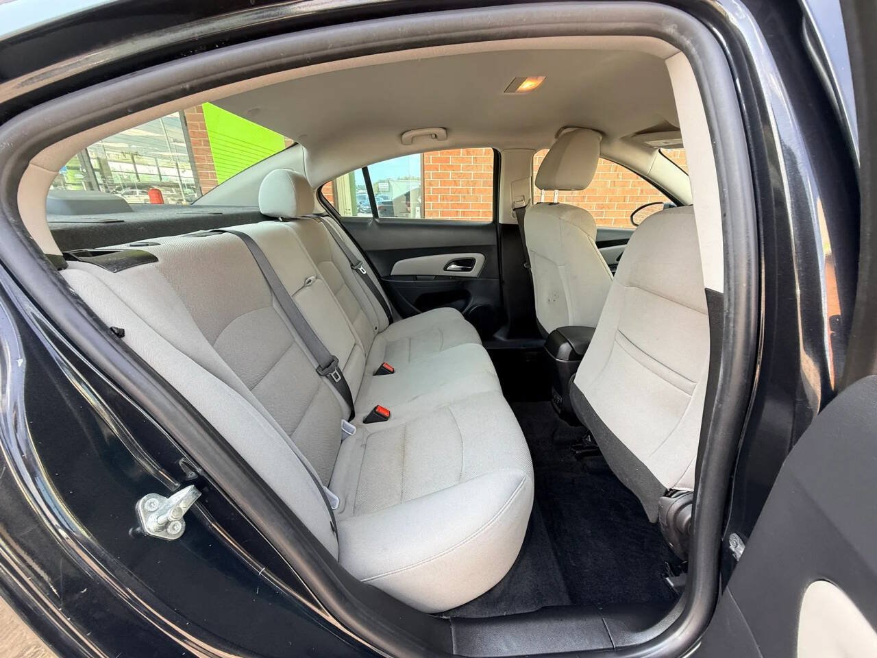 Used 2015 Chevrolet Cruze LT FWD image 19