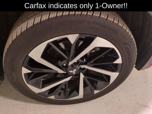 Used 2024 Mitsubishi Outlander SEL image 2