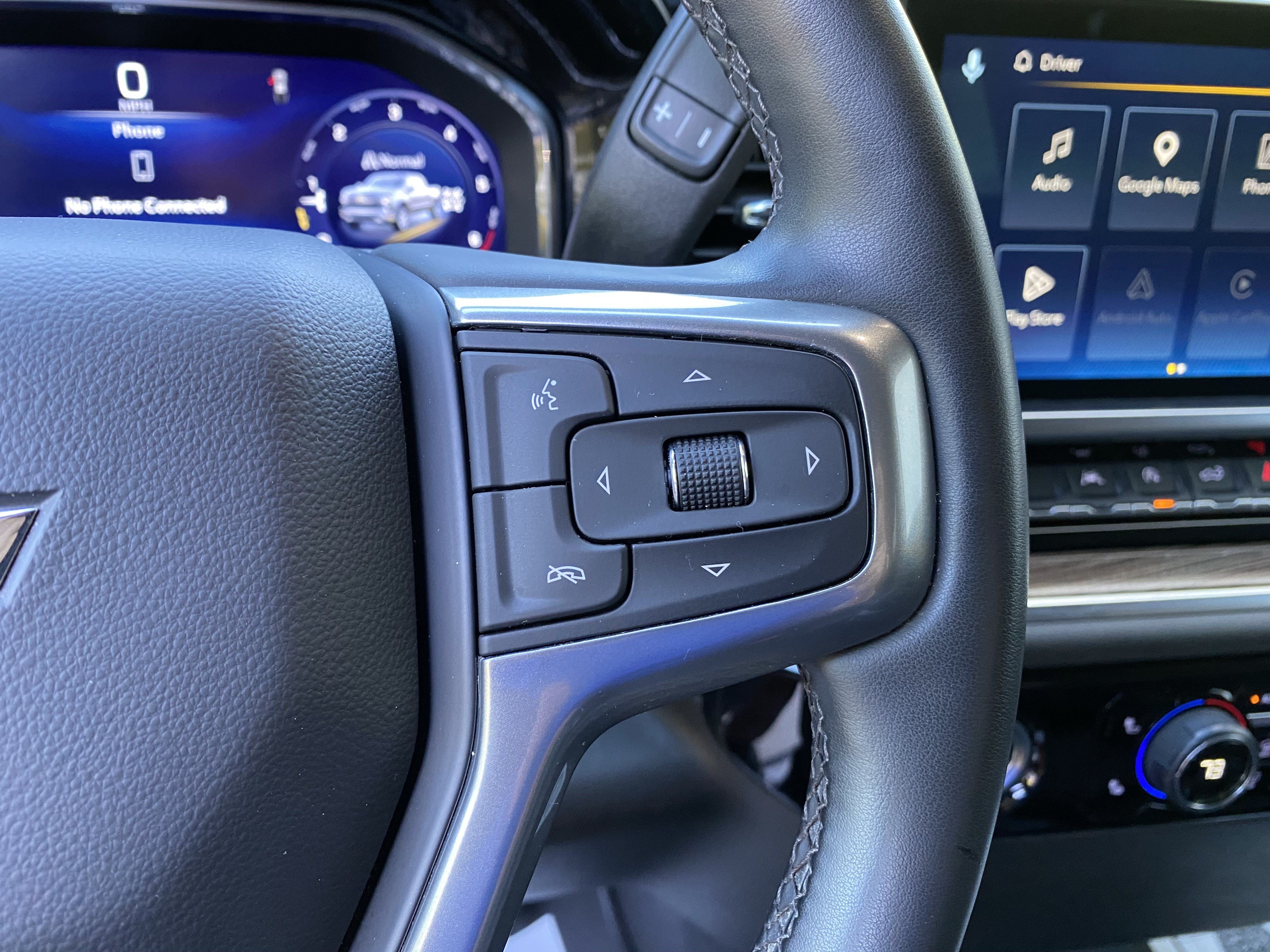 Used 2023 Chevrolet Silverado 1500 LT AWD/4WD image 21
