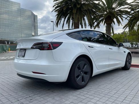Used 2021 Tesla Model 3 Standard Range Plus image 6