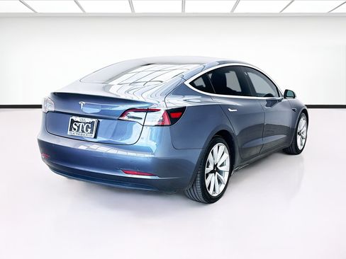 Used 2020 Tesla Model 3 RWD image 4