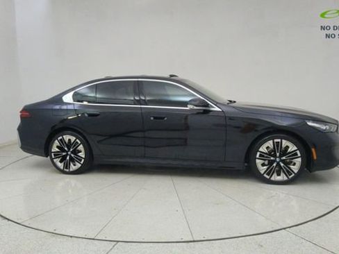 Used 2026 BMW 530i RWD image 61