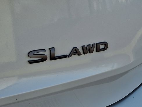 Used 2024 Nissan Rogue SL w/ SL Premium Package image 36