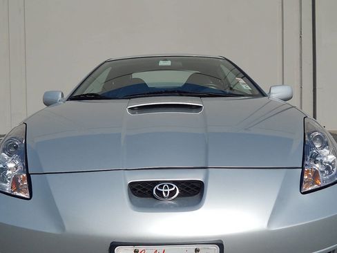 Used 2002 Toyota Celica GT image 8
